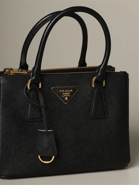 copias de bolsos prada